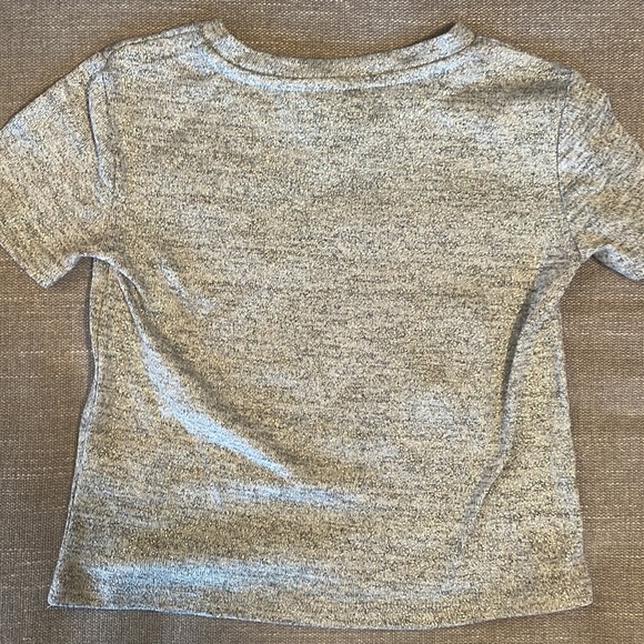 Frozen II gray glitter tshirt Size XS (4/5) - Picture 7 of 9